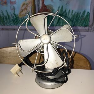 Vintage fan 1920’s